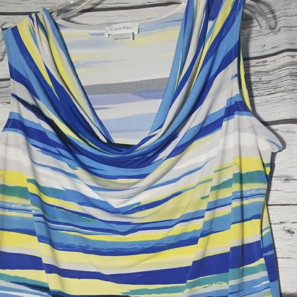 Like new Calvin Klein slouch neck sleeveless top L